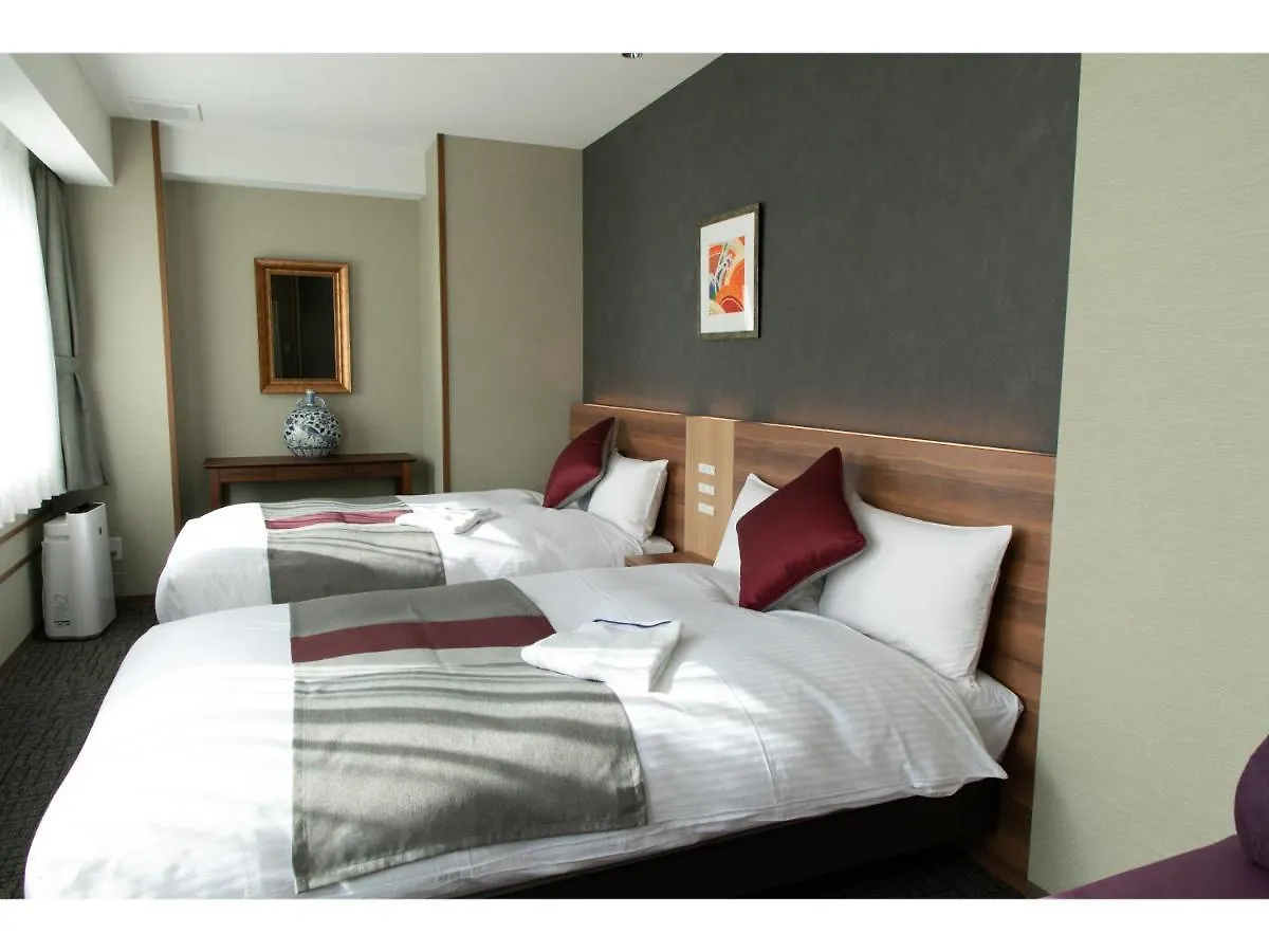 Shinsaibashi Grand Hotel Osaka