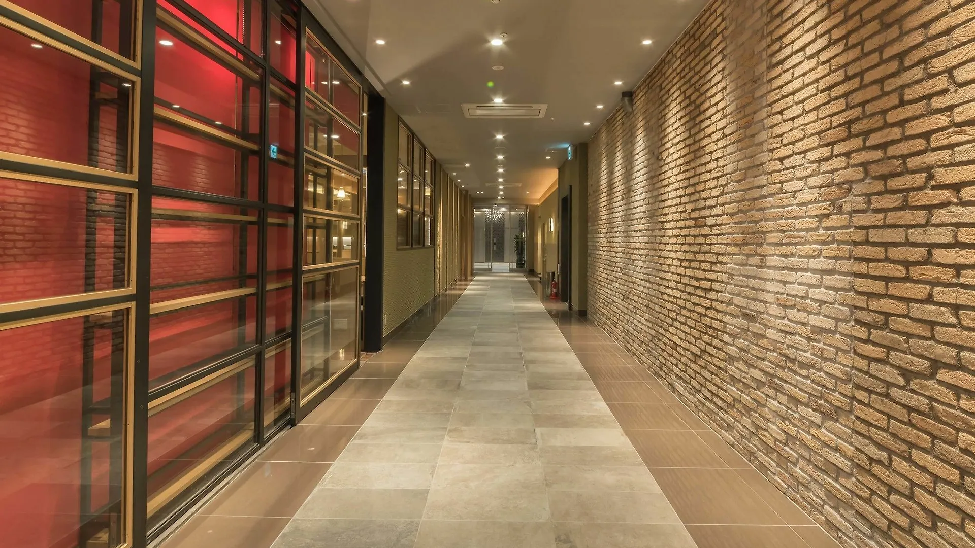 Shinsaibashi Grand Hotel Osaka Japón